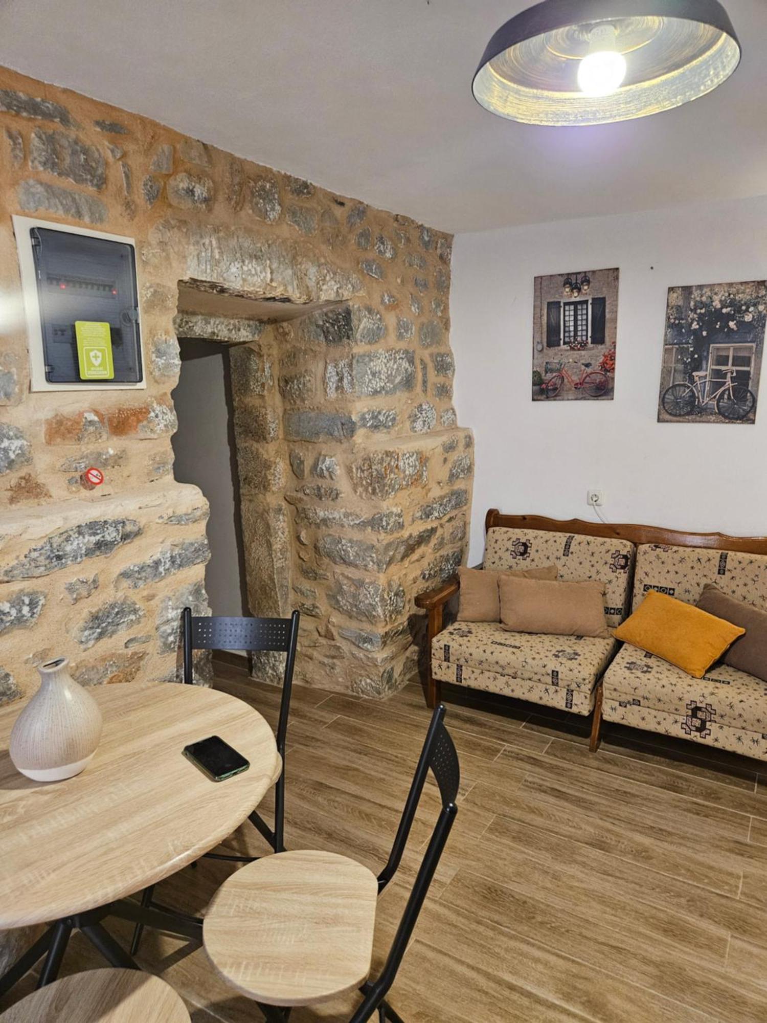 Kamares Stone House 1 Apartment Alika Bagian luar foto